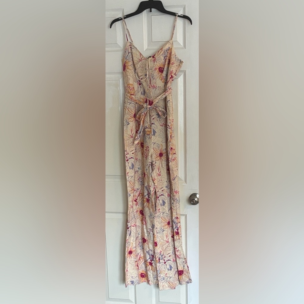 Paige Akari cream colored floral linen blend jumpsuit Women’s size 6